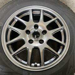 スタッドレスセット早期割引！！215/60R16付き！中古スタッドレスタイヤホイール4本セット！マークX、カムリ、エスティマ、MPV、プリウスαの画像