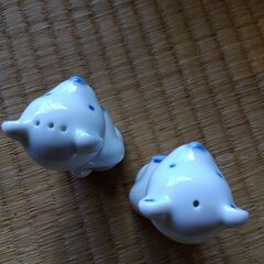 NARUMI　塩コショウ入れの画像