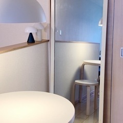 天然木 ヴィンテージ スタントミラー オフホワイトの画像