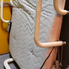 電動リクライニングベッドの画像