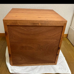 カントリー調　パイン材　引き出し3段の画像