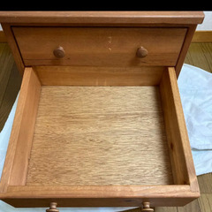 カントリー調　パイン材　引き出し3段の画像