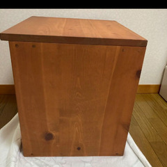 カントリー調　パイン材　引き出し3段の画像