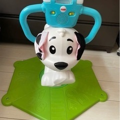 フィッシャープライス はずむ! まわる! バイリンガルわんわんの画像
