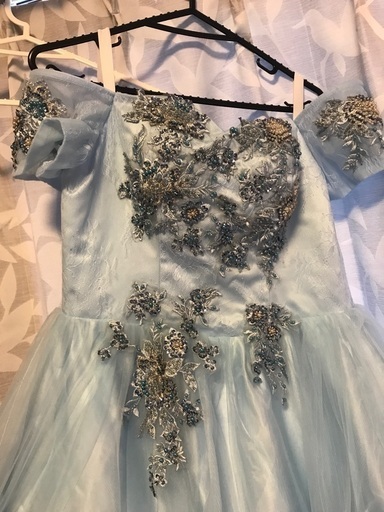 パーティードレス