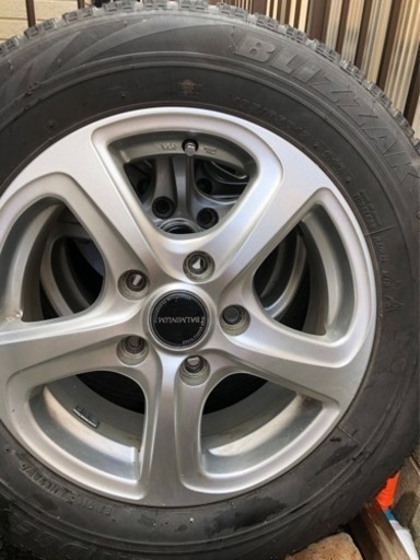 スタッドレスタイヤ 4本セット　195/65R15