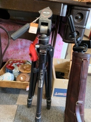 カメラ三脚①