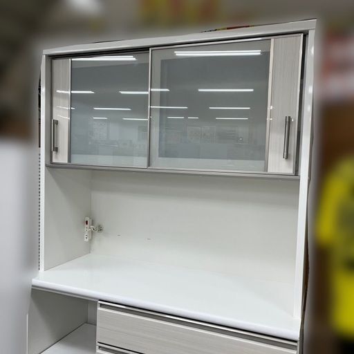 J2579 値下げ！現行販売品 人気シリーズ ニトリ NITORI ポスティア120 食器棚 キッチンボード キッチン収納 クリーニング済み 新品参考価格119,900円 【リユースのサカイ柏店】 流山市 中古 食器棚 松戸市 中古 食器棚 我孫子市 中古 食器棚 船橋市 中古食器棚 守谷市 中古食器棚 取手市 中古食器棚