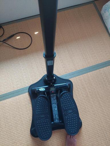新古品❗運動器具ステップマシン⁉️