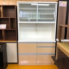 【リサイクルサービス八光】幅117.2㎝　大川家具　クロト　大型食器棚　コンセント付