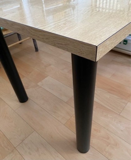 テーブル　サイズ約:長180×幅80×高70cm