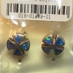 シルバーピアス３個セットの画像