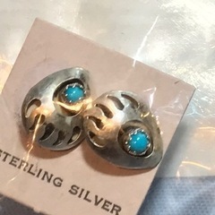 シルバーピアス３個セットの画像