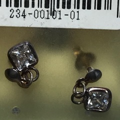 シルバーピアス４個セットの画像
