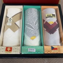 【差し上げます】 未使用　MITSUKOSHI　ハンカチーフ　3点セットの画像