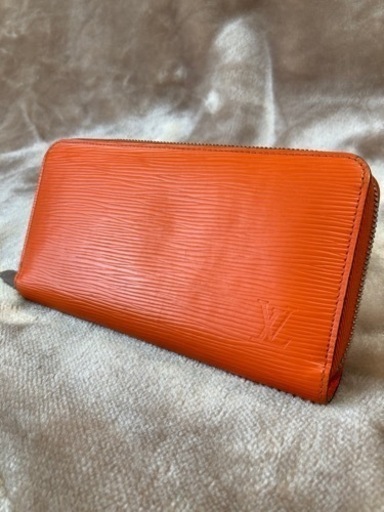 ルイヴィトンLOUIS VUITTONエピ ジッピー・ウォレット 財布ウィメンズ