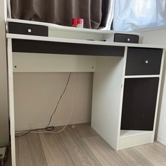 ニトリ　パソコンデスク