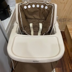 今月末処分ハイローチェア Apricaの画像