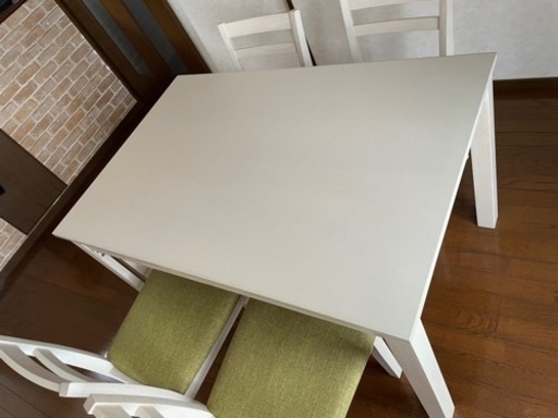 伸長式ダイニングテーブルセット(ニトリ)お値下げ