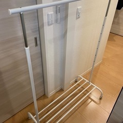 ハンガーラック