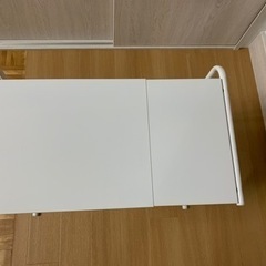 レンジ上ラック　高さと幅が調整可能の画像