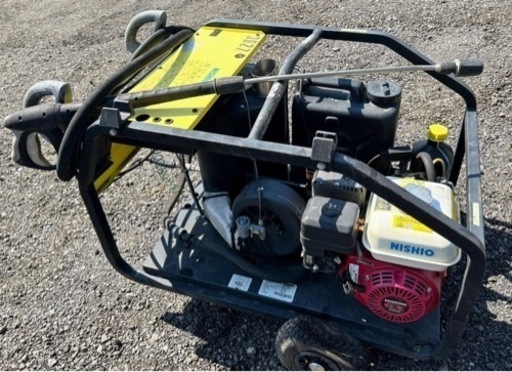 ケルヒャー業務用 エンジン式温水高圧洗浄機 HDS 801 B