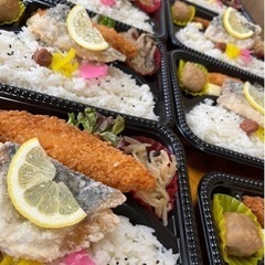 お弁当作りのお手伝いと取引企業への配達