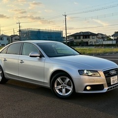 Audi A4 21年です 距離9万です 車検6年12月までです...