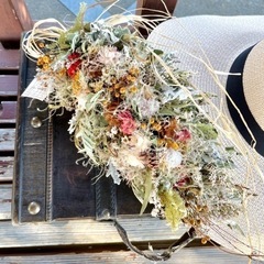 ずっと飾れる縦長スワッグ　縦長ガーランド　ドライフラワースワッグの画像