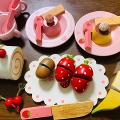おままごとセット(おもちゃの包丁・まな板など)