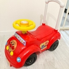 アンパンマン　車　乗り物　手押し車