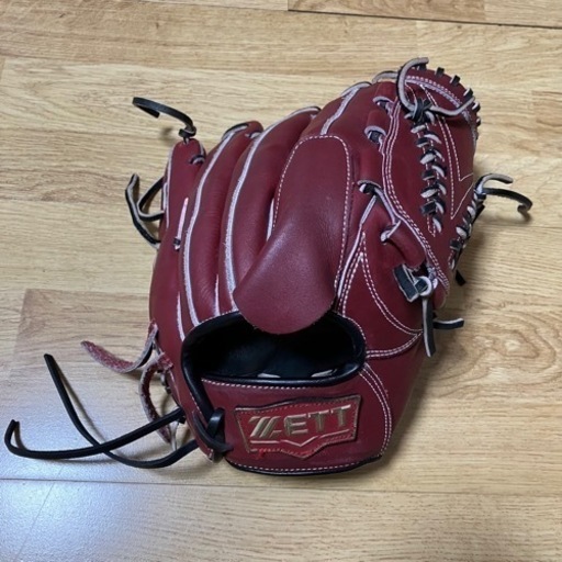 野球　ピッチャー用グローブ