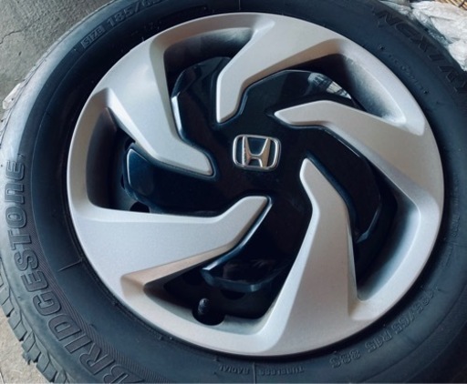 レギラータイヤ185/65R15