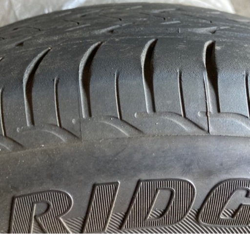 レギラータイヤ185/65R15