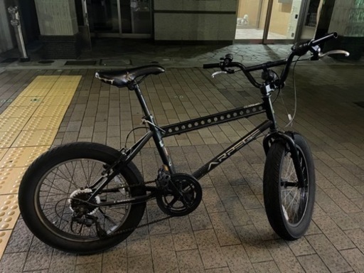 ファットバイク　BMX型　20インチ 3.0タイヤ