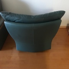 カリモク家具本革ソファー