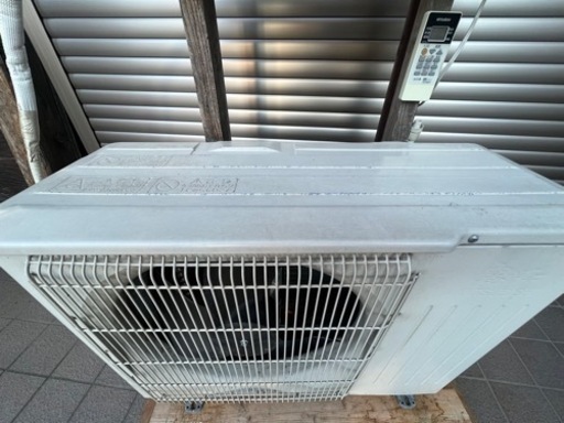 三菱エアコン　10畳〜　2.8kw