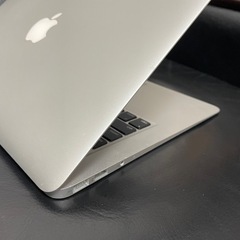 美品】MacBook Air Core i5 メモリ4GB SSD128GB