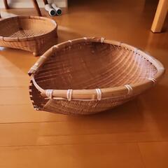 漬物　壺　梅酒瓶　ざるの画像