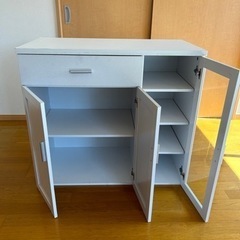 【今日中！特別価格】食器棚　ホワイトの画像