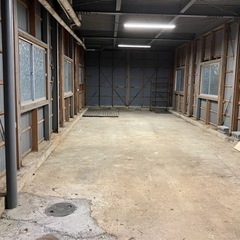 入居済み🉐貸し🉐ガレージ🉐鍵付き❗️貸し倉庫格安シャッター付き㊙️バイクや趣味の収納に❕法人利用可能⭕️　31坪広々 - 短期賃貸