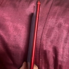 iPhone 8 plus 256GB レッドの画像