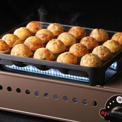 夏の夕暮れの海辺でたこ焼きパーティーしませんか？  