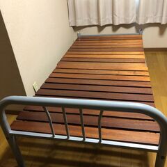 パイプベッドの画像