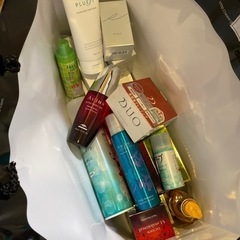 化粧品等差し上げます