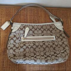 COACHﾊﾝﾄﾞﾊﾞｯｸﾞの画像