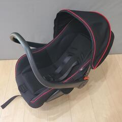 《お話し中》チャイルドシート(ベビーシート) 寝たらそのまま運べる  