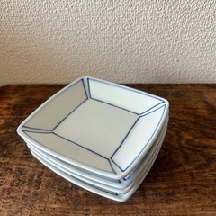 スクエア小皿　4枚セット
