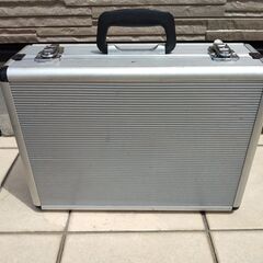 アルミツールケース　工具箱　ツールボックス　鍵付の画像