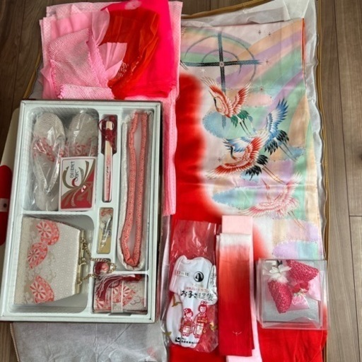 【美品】七五三セット 着物 7歳  髪飾り付き?